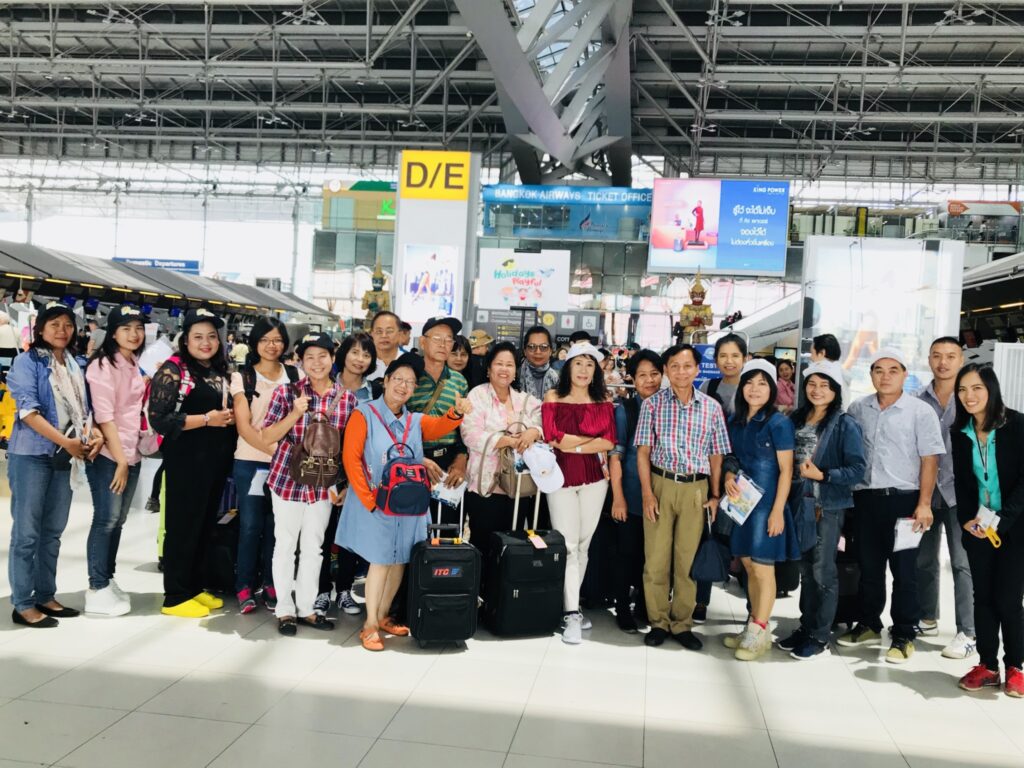 , เที่ยวจางเจียเจี้ย, Holidays Playful,