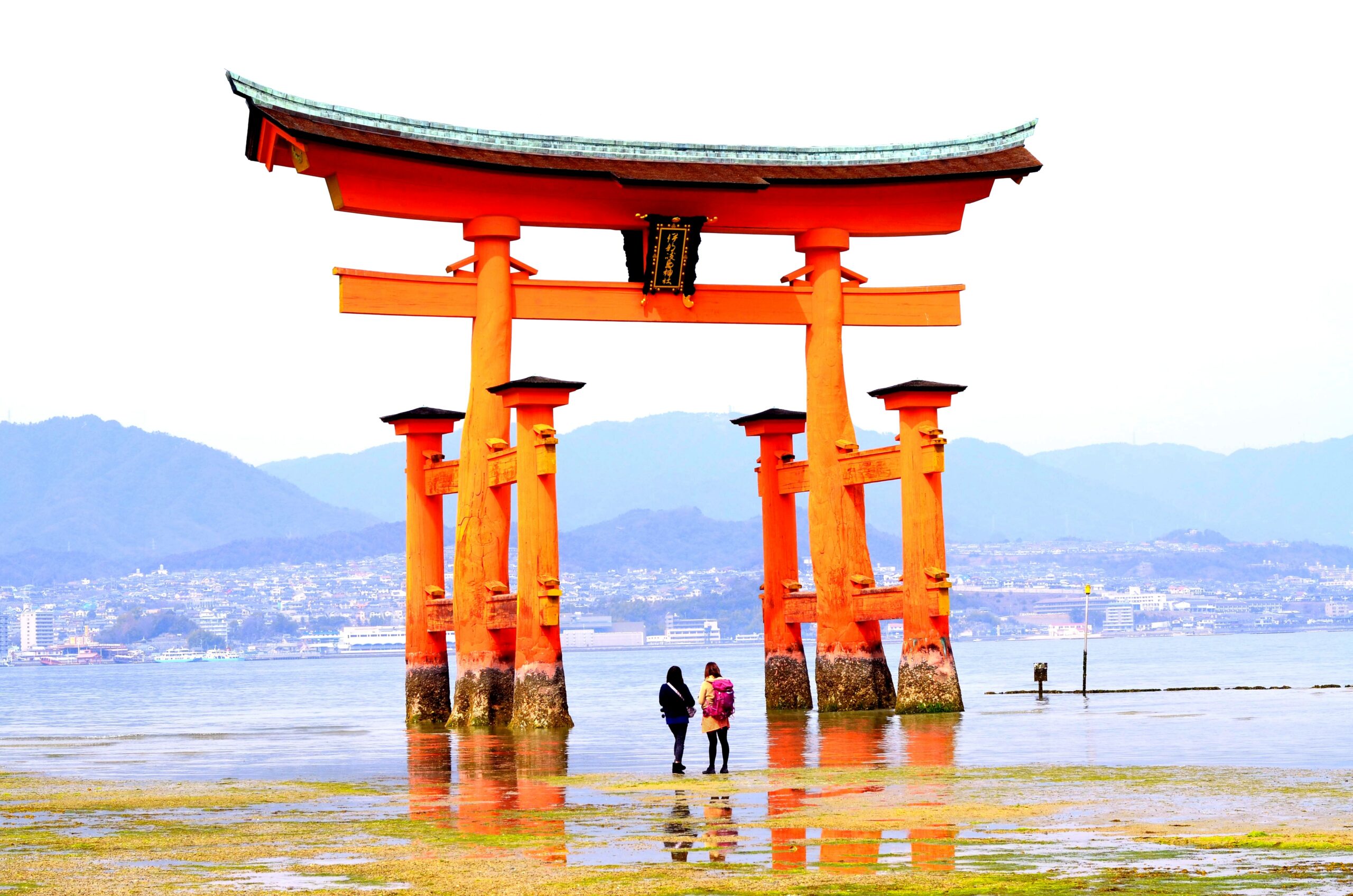 ทัวร์วันหยุด, Itsukushima Shrine สถานที่ 1 ใน 3 วิวที่สวย ที่สุดในญี่ปุ่น ทัวร์วันหยุด, Holidays Playful,